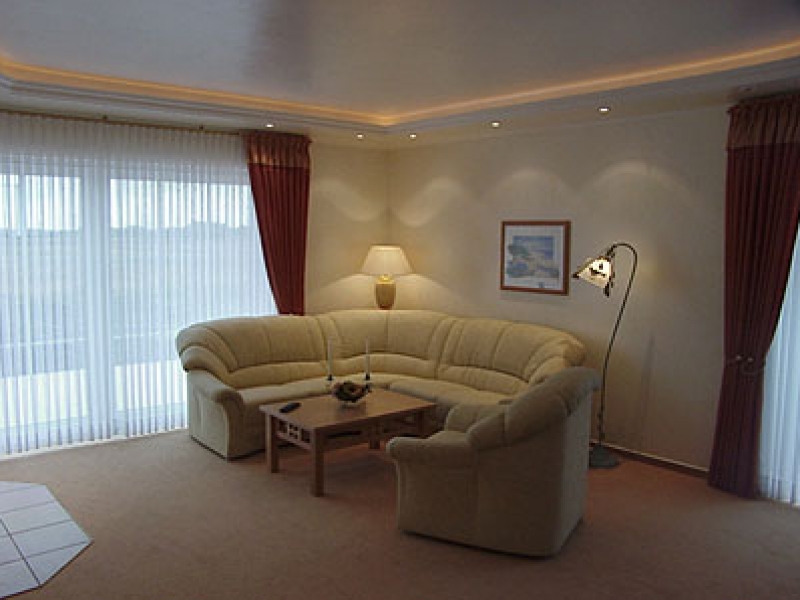 Wohnzimmer nach der Fertigstellung der Fußbodenheizung