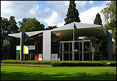 ::Urheber: Andrew Bossi centre01